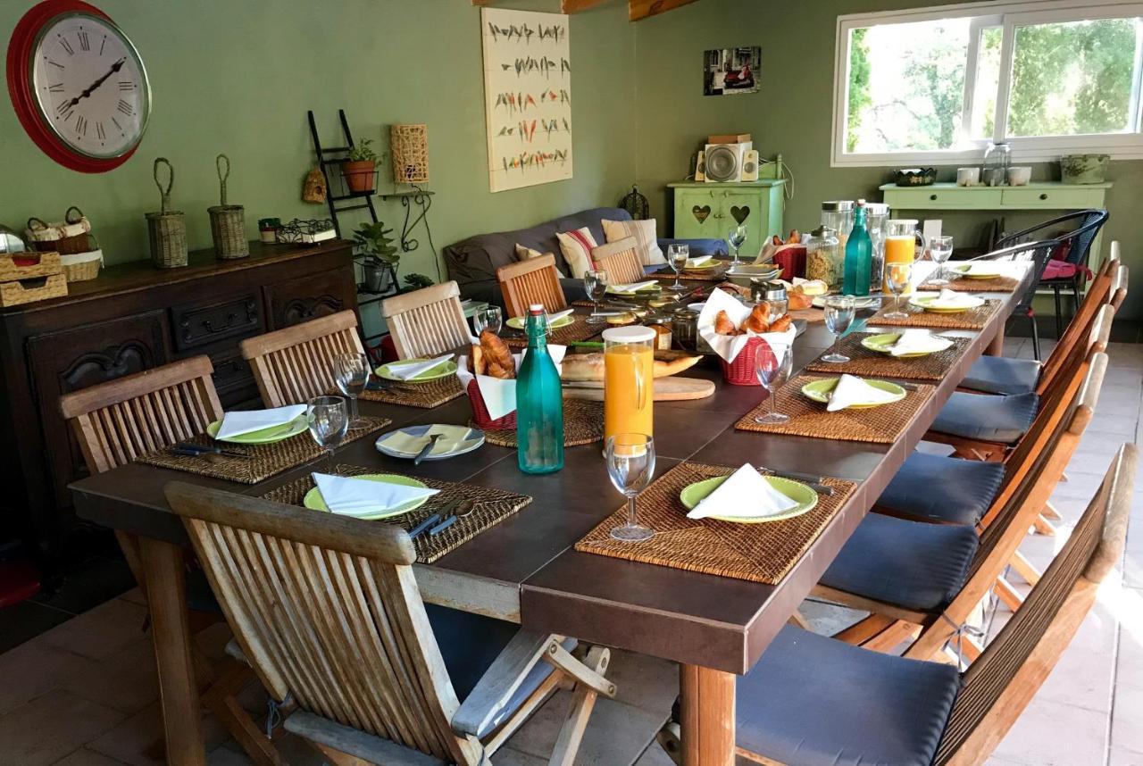 Bed and Breakfast Domaine Du Commandeur Mondragon Exterior foto