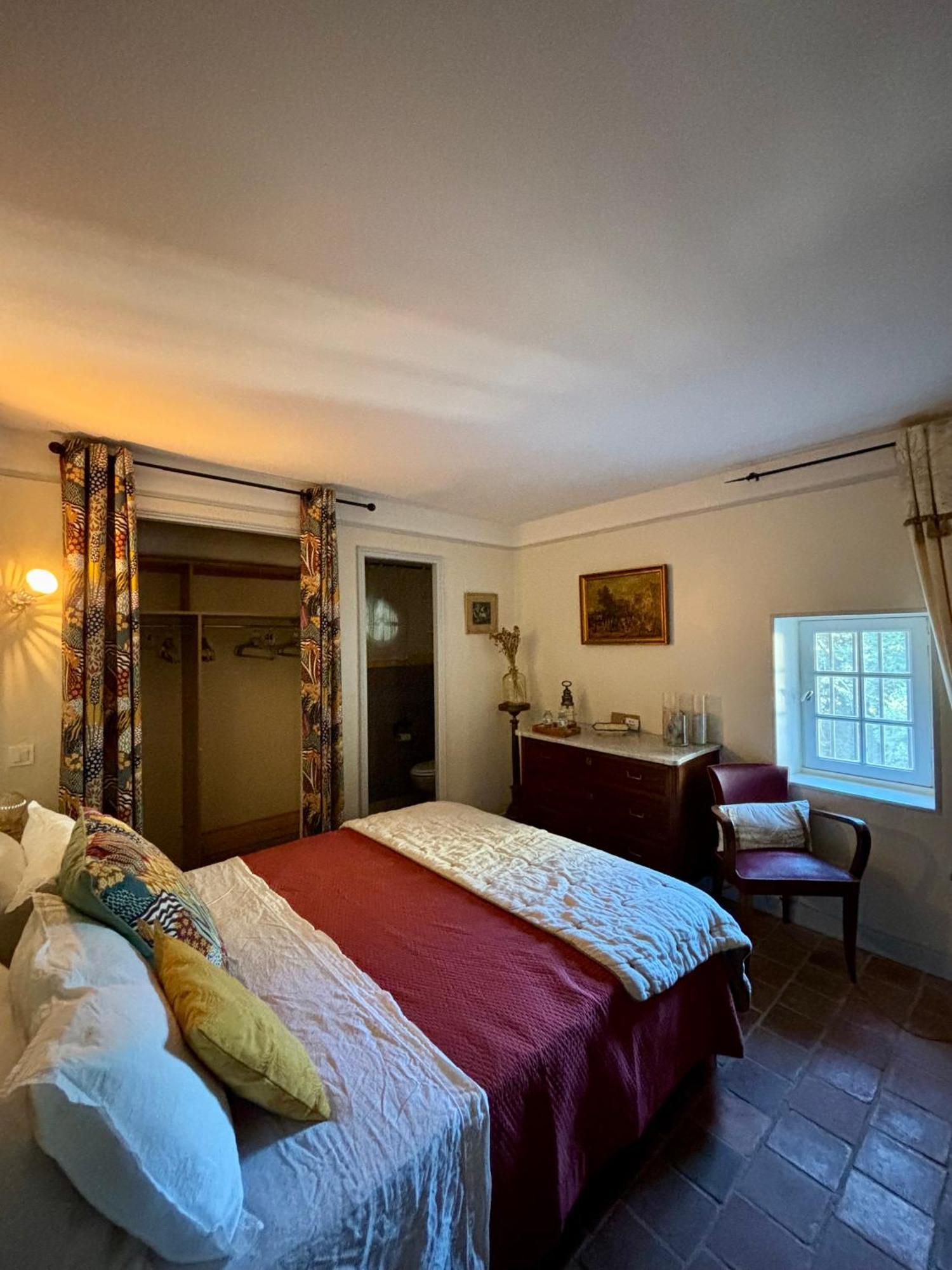 Bed and Breakfast Domaine Du Commandeur Mondragon Exterior foto